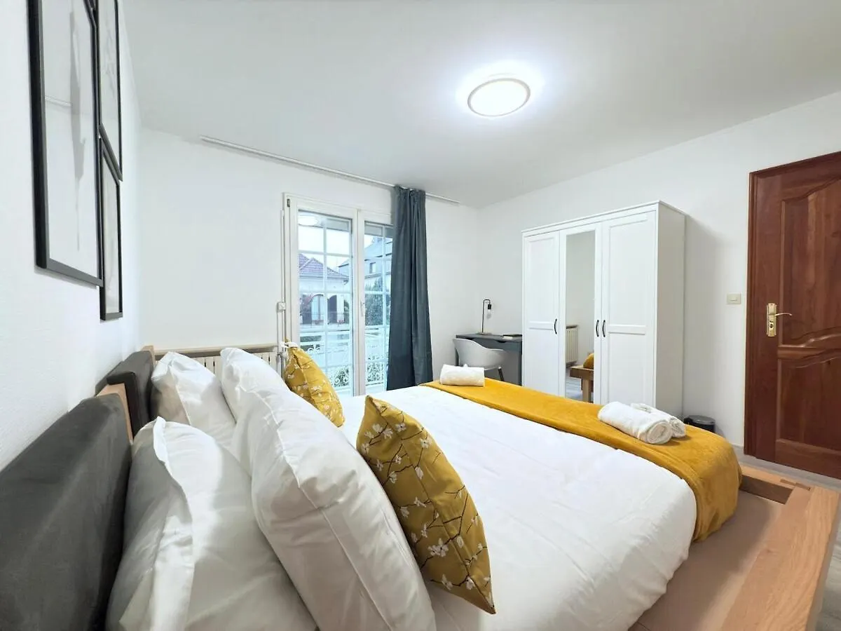 Beautiful House With Garden, Game, Gym, Terrace&Parking Apartment Strassen