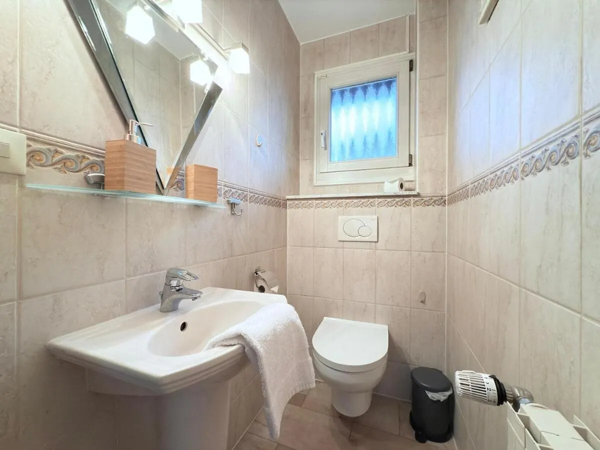 Beautiful House With Garden, Game, Gym, Terrace&Parking Apartment Strassen